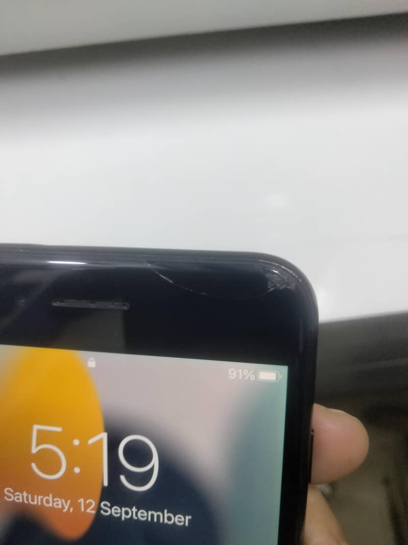 Apple iPhone 7 Plus 2