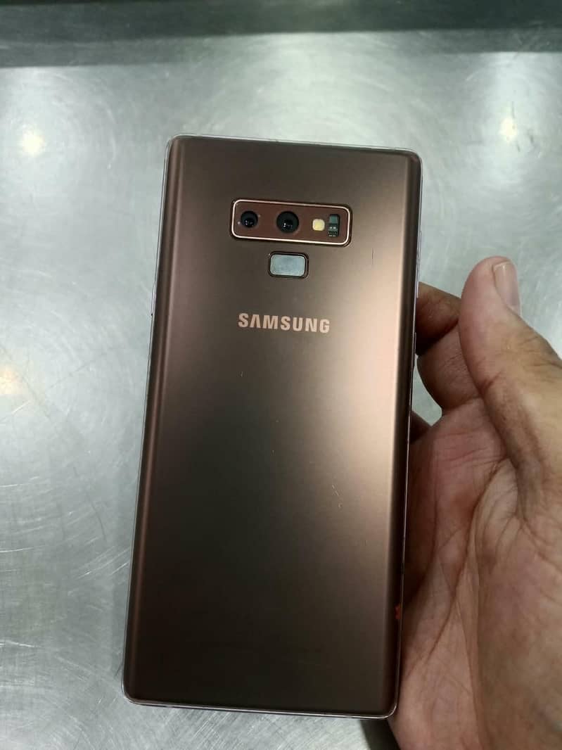 Samsung Mobile Note 9 1