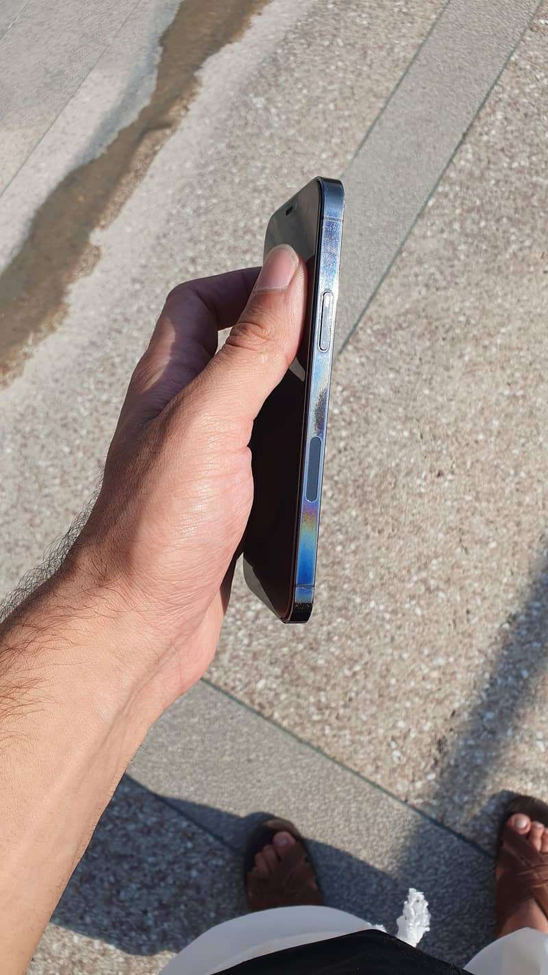 Apple iPhone 12 Pro 3