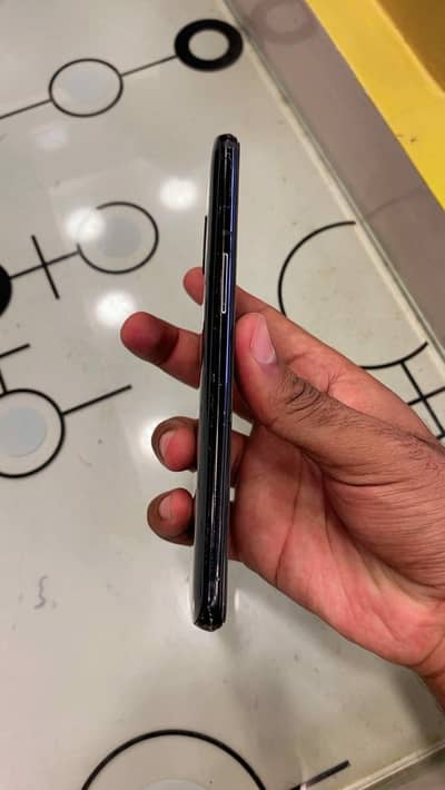 One Plus 6T Mclaren