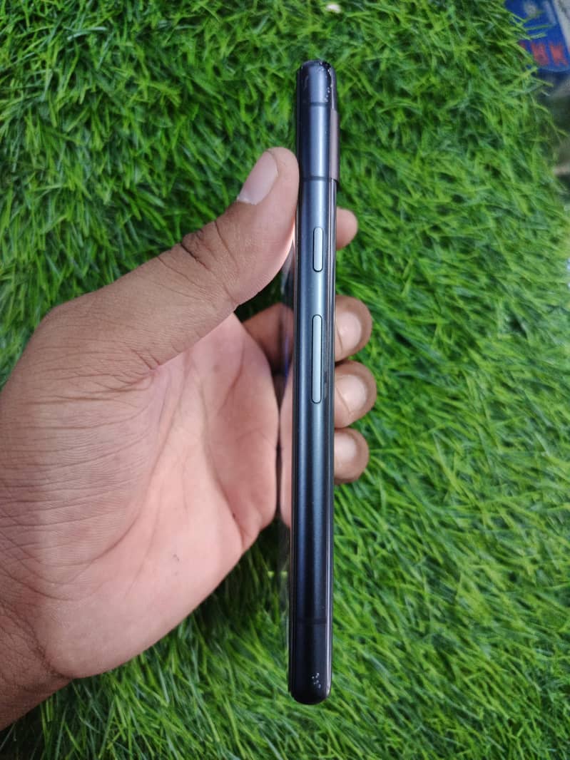 Google Pixel 7a 1