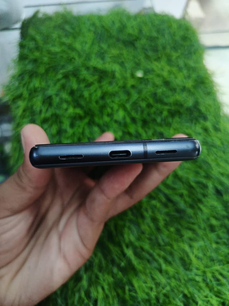 Google Pixel 7a 3