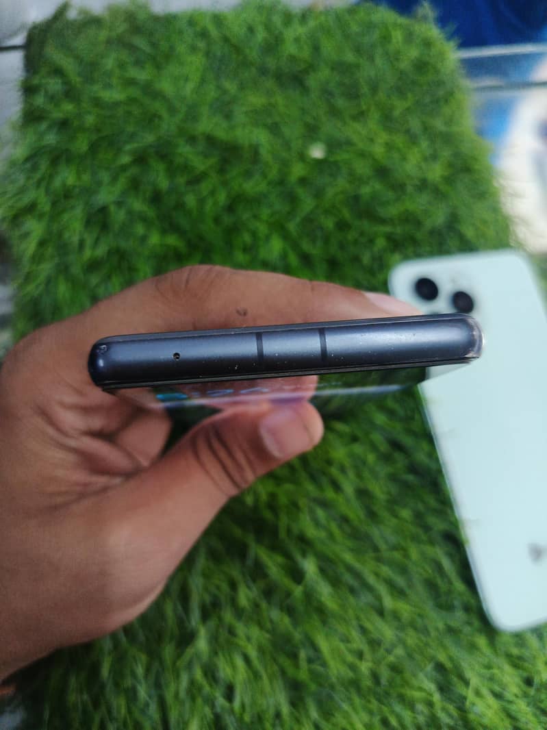 Google Pixel 7a 4