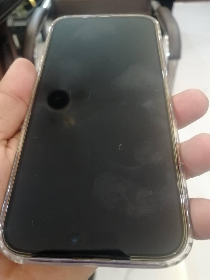 Apple iPhone 16 Pro Max 0