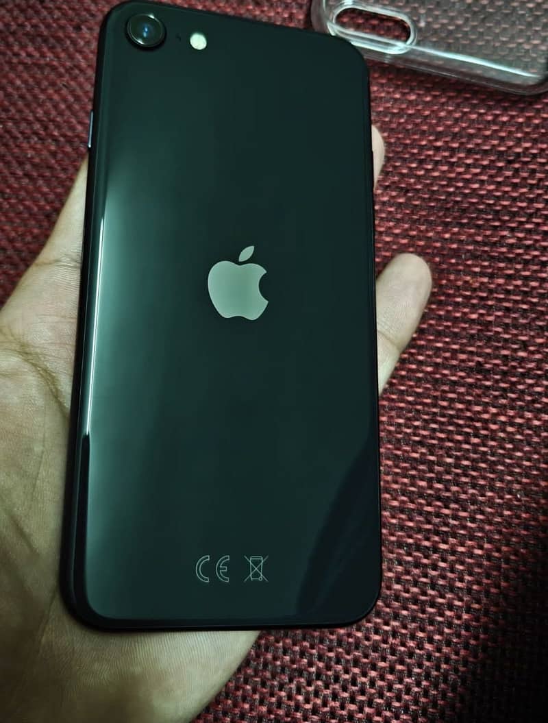 Apple iPhone SE(original) 0