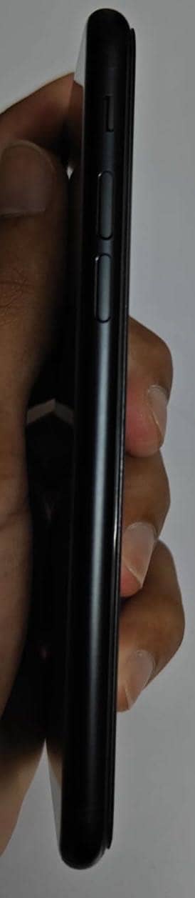 Apple iPhone SE(original) 1