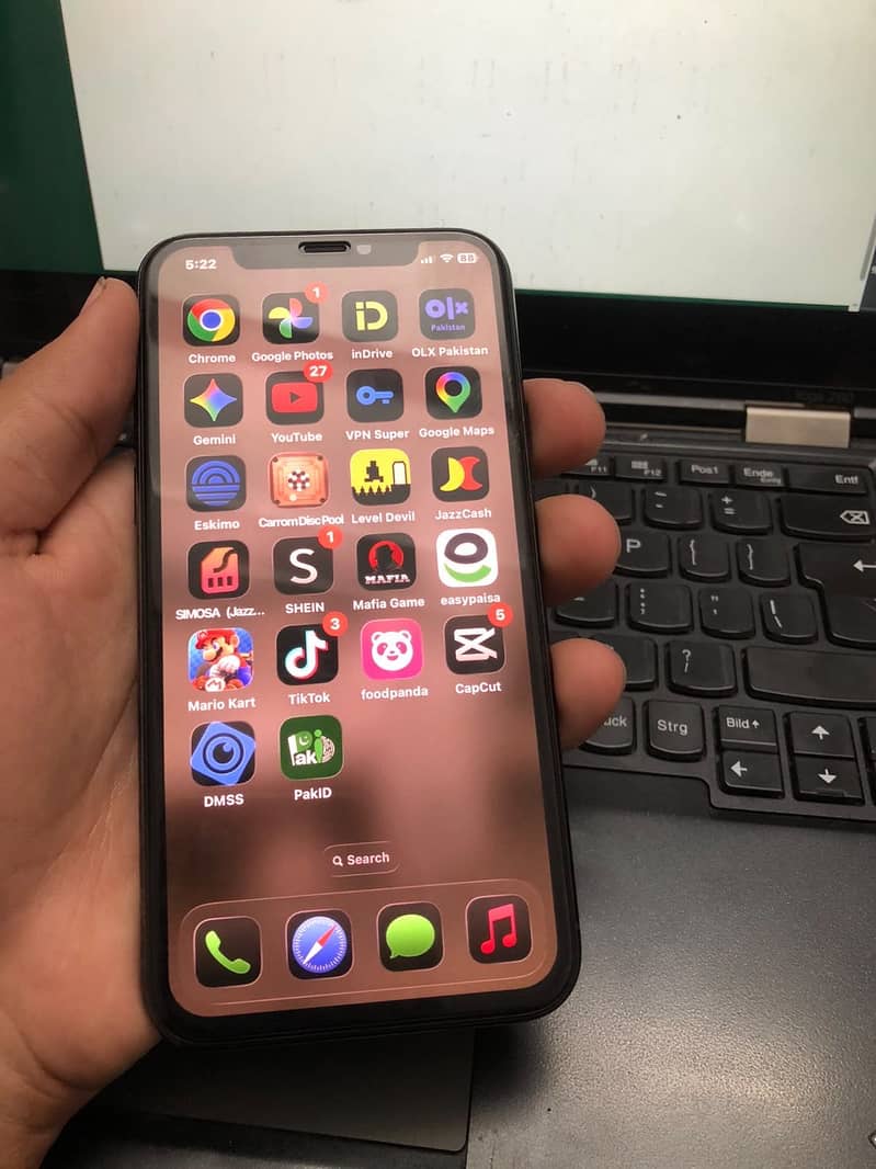 Apple iPhone 11 Pro 2