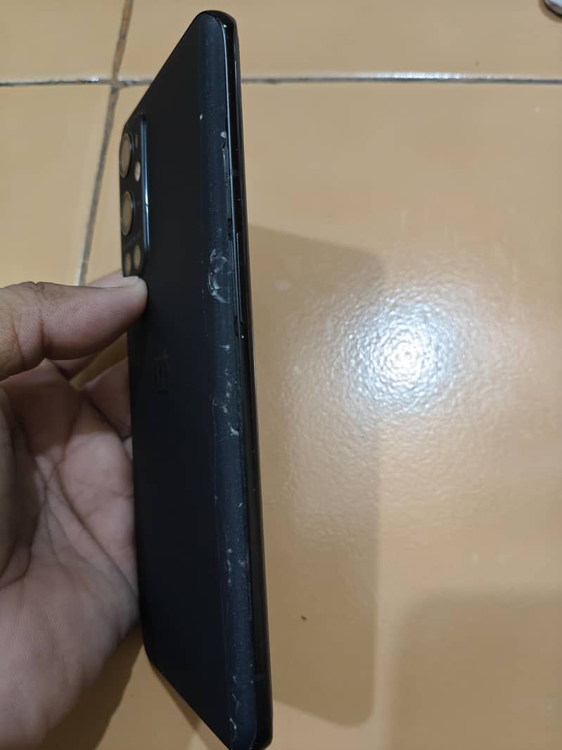 One Plus 9 Pro 5
