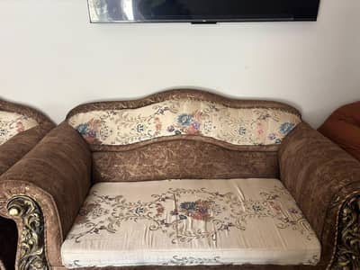 Heavy Fiber 7 Seter Sofa Set Avalible For Sale