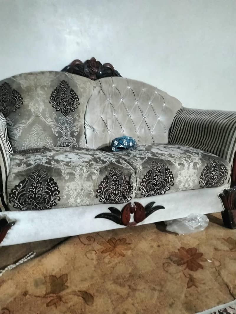 Sofa 7 seater 1