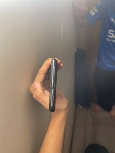 Apple iPhone SE