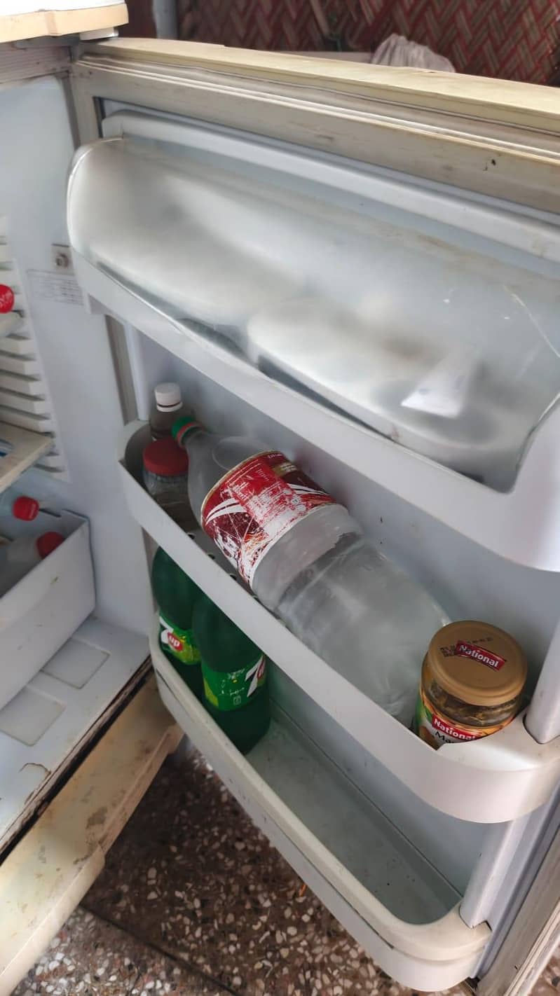 FRIDGE 2