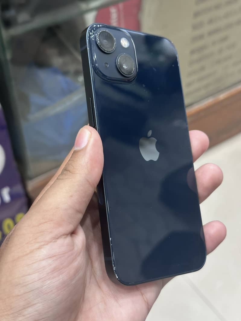 Apple iPhone 13 0