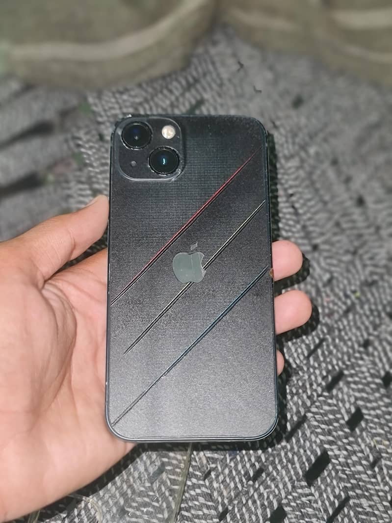 Apple iPhone 13 3