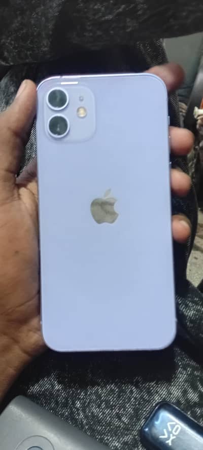 Apple iPhone 12