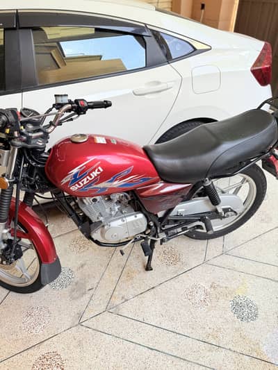 Suzuki gs 150 se