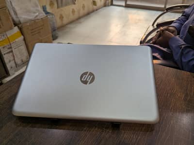 HP ENVY 17” Touchscreen Laptop i7  8gb 1 TB