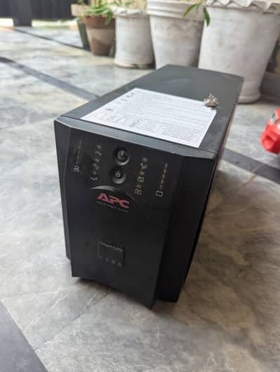 APC 1000W - Used - Minor Fault