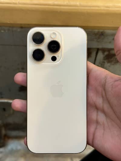 Apple iPhone 16 Pro Jv