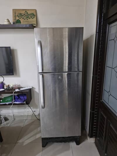 Haier 16 Cuft Refrigerator