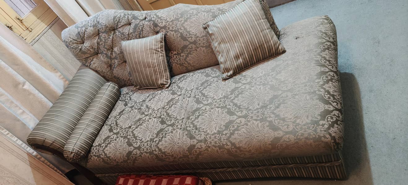 sofa set/7 seater sofa set /Dewan/centre table/elegant 3