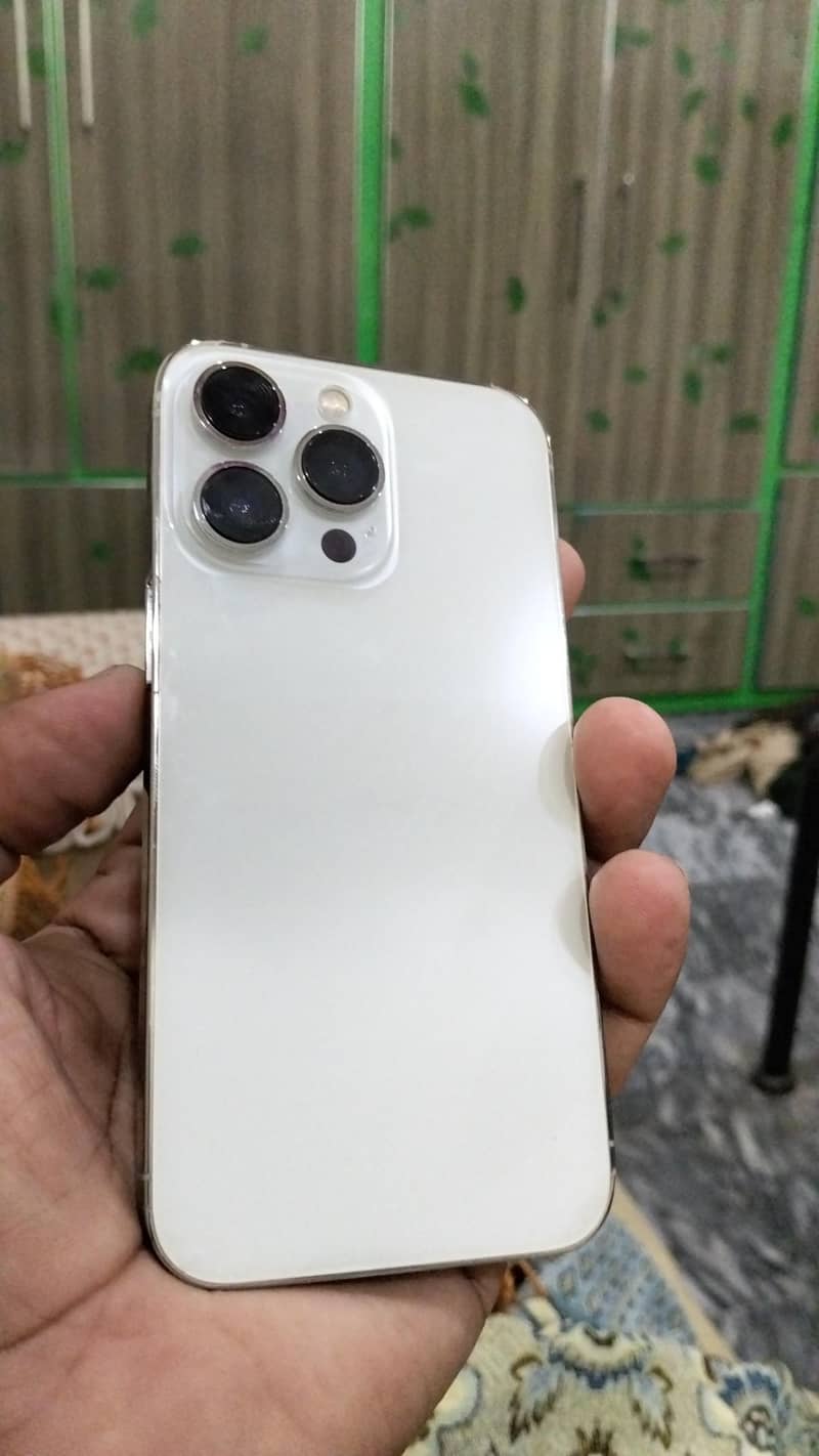 Apple iPhone 13 Pro 6