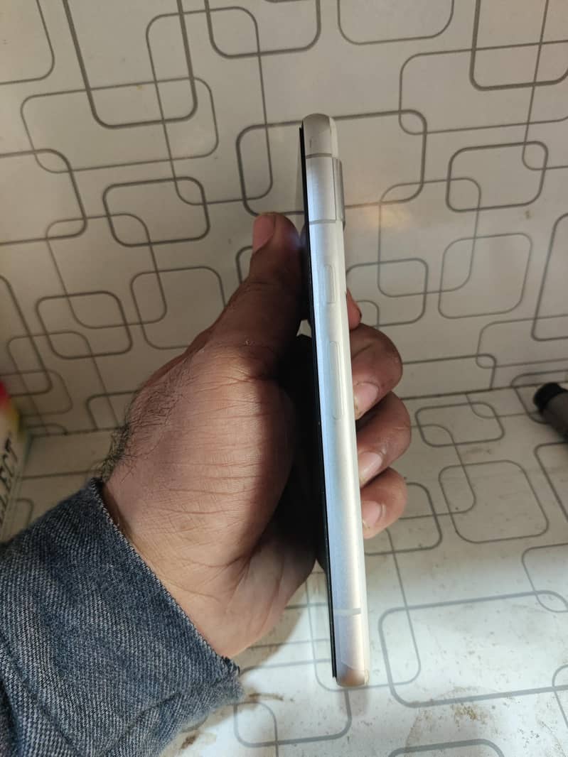 google pixel 7a 2