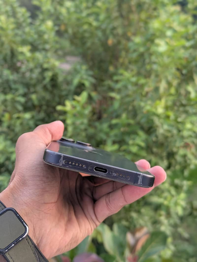 Mobile 3
