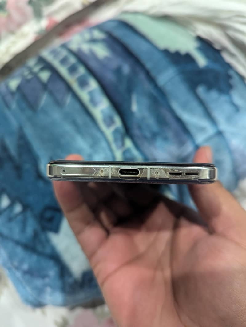 One Plus 13 4