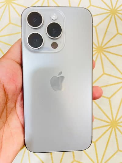 Apple iPhone 15 Pro