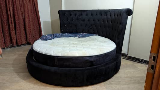 Branded Bed For Sale Slightly Used In DHA Phase 4