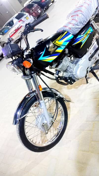 Honda CG-125 2026 model Karachi num Totally Genuine mint condition