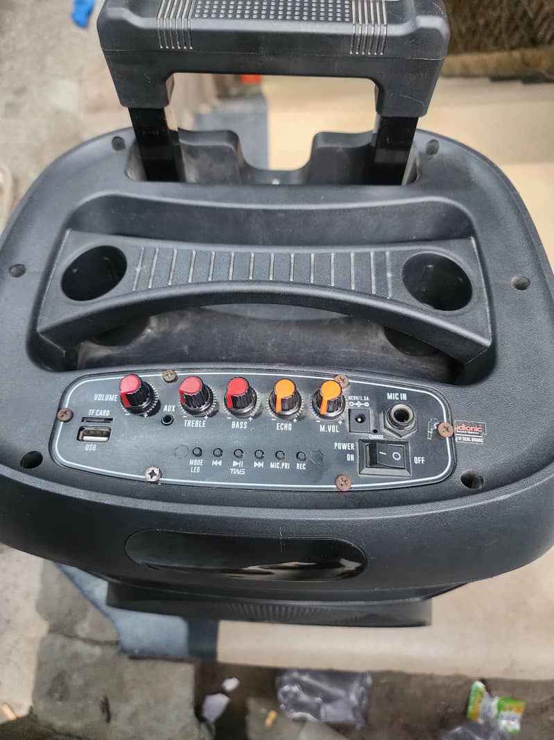 original adionic speaker 100% 3
