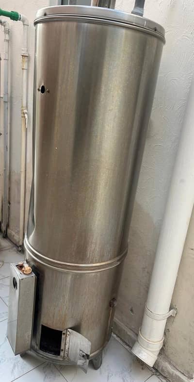 Conventional Storage Gas Geyser