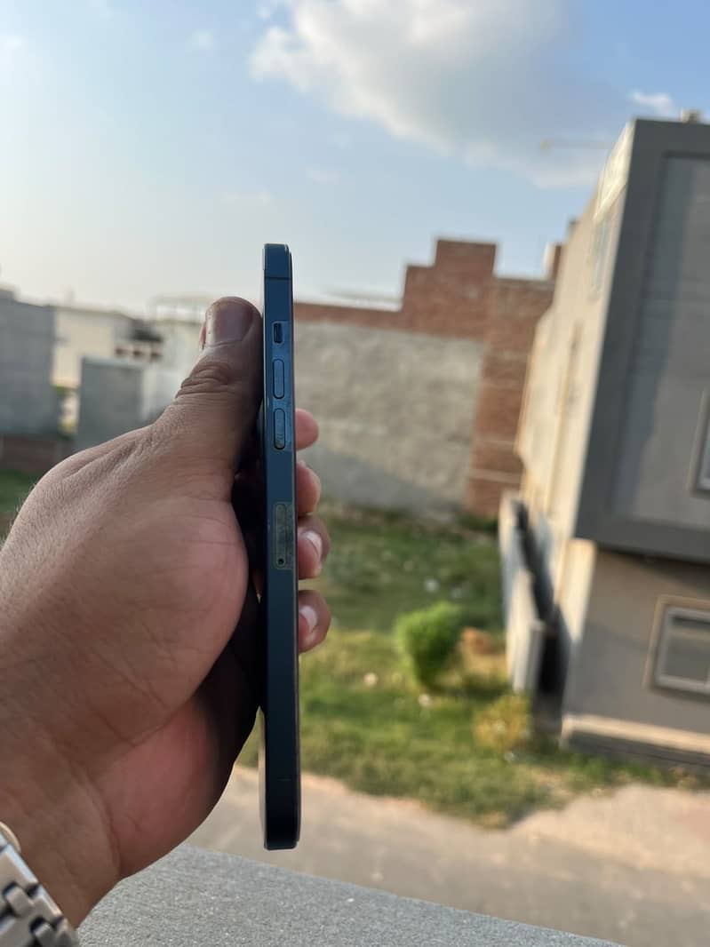 Apple iPhone 12 Pro Max 5