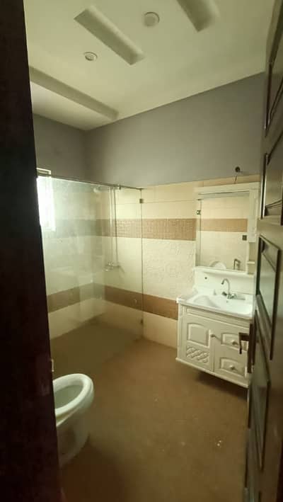 1 Kanal New Type Lower Portion Available For Rent Wapda Town Ph1 Block K1