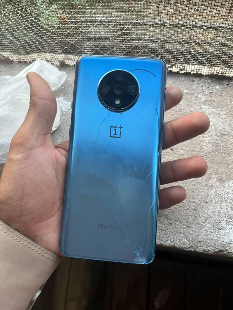 One Plus 7t 4