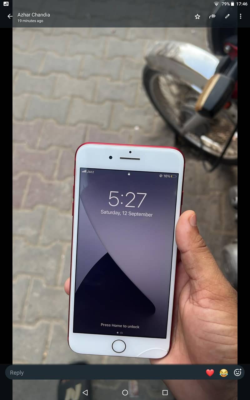 Apple iPhone 7 Plus 0