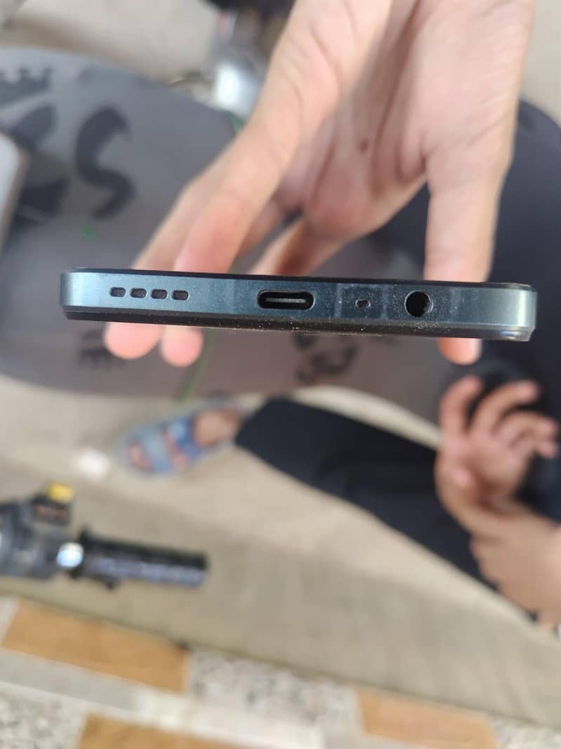 Realme C71 0