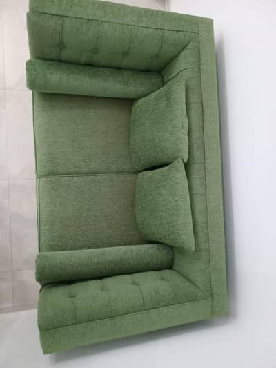 2 2 seater sofas