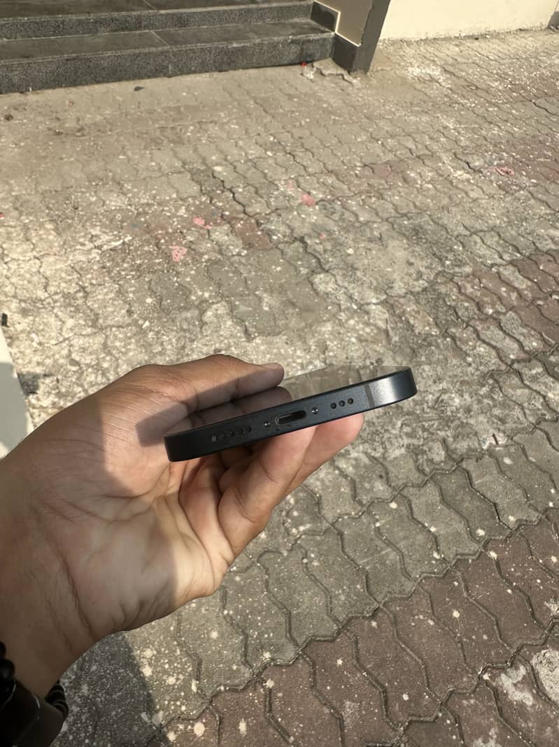 Apple iPhone 13 1