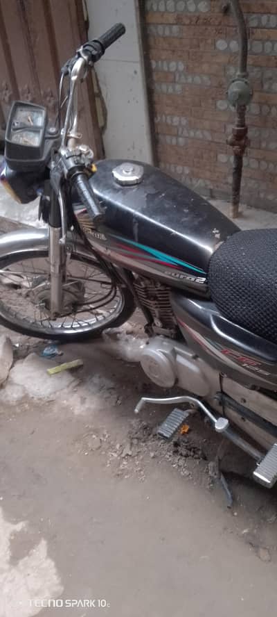 Honda CG125 2015 model good condition