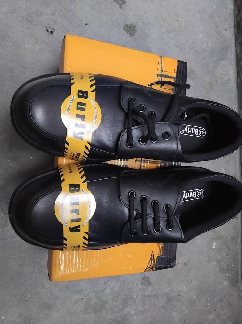 SAFETY WEARS 1