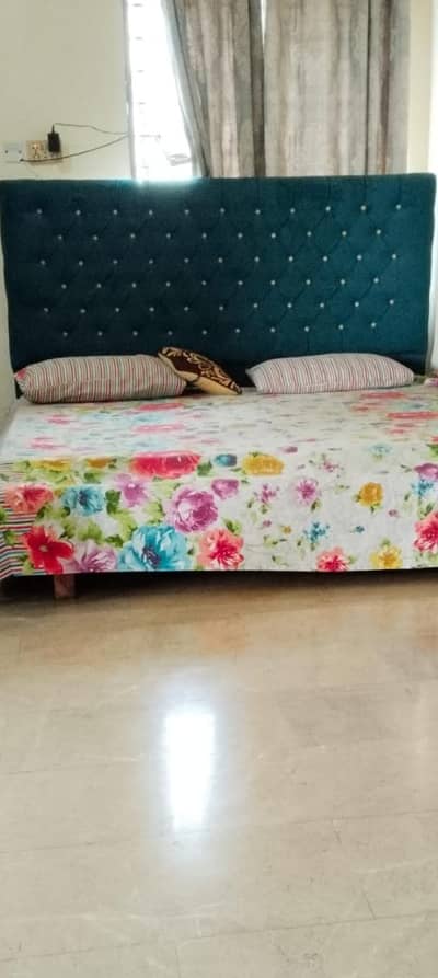 green new bed in good condition