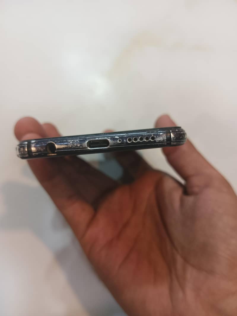 Huawei Nova 3e 4