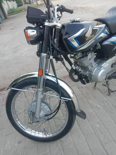 Honda 125 2024/25 total original original mileage 14000 first owner