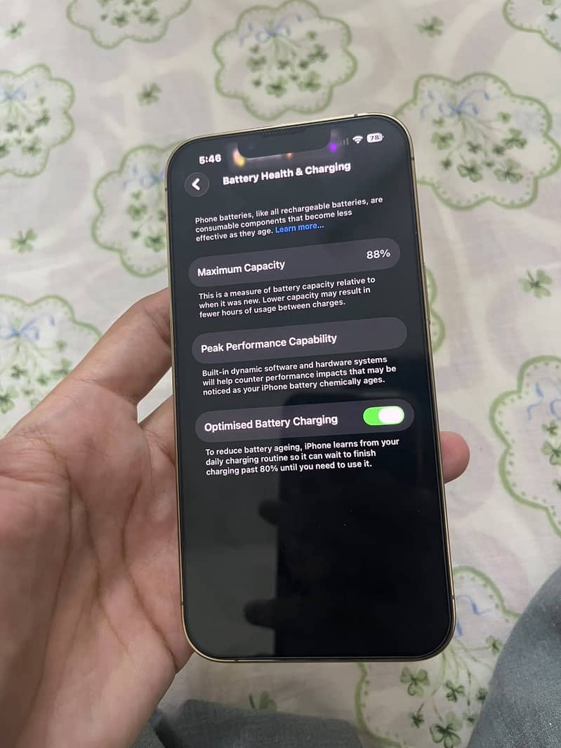 Apple iPhone 13 Pro 4