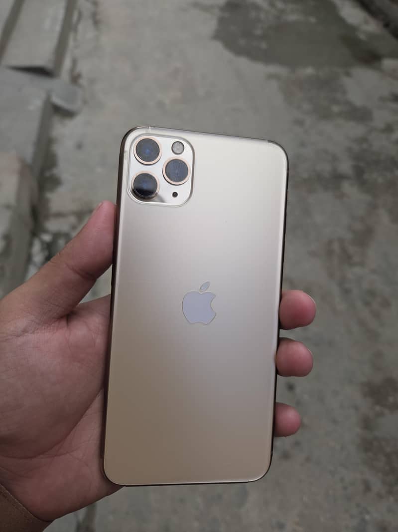 Apple iPhone 11 Pro Max 0