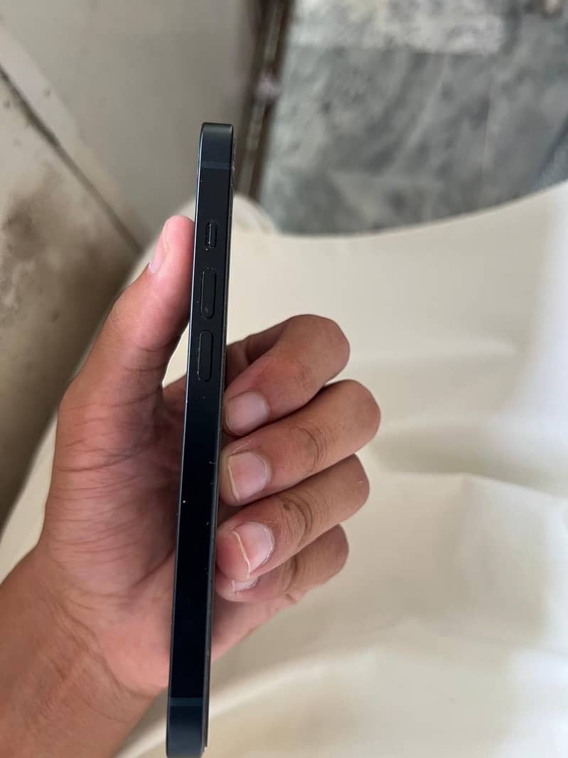 Apple iPhone 14 1
