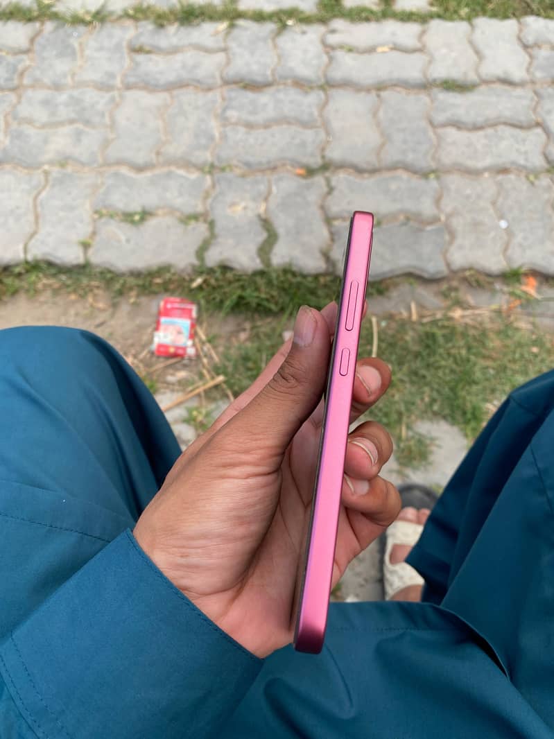 OPPO A6 Max 3